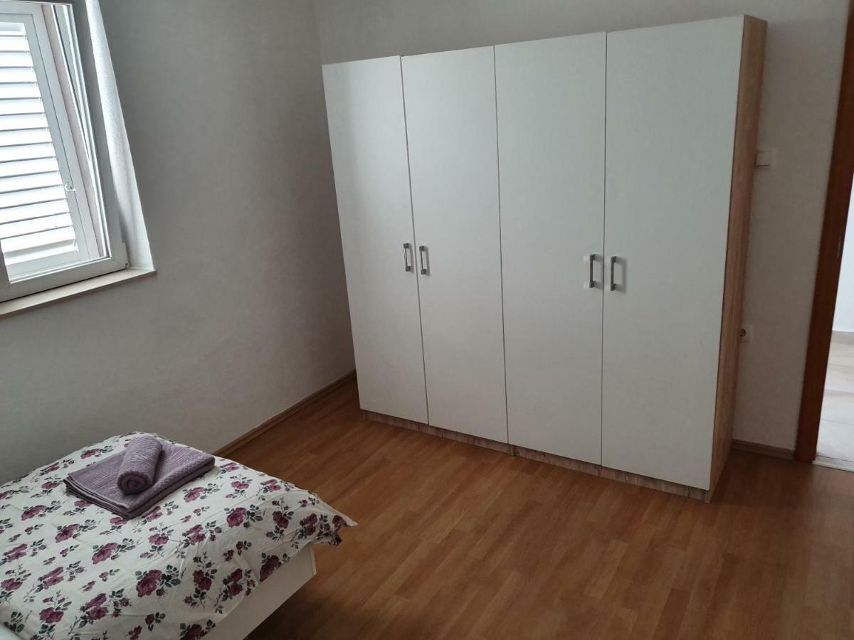 Holiday Home Kastela Village Екстер'єр фото